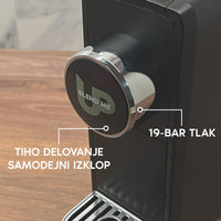 Kompakte Kapselkaffeemaschine